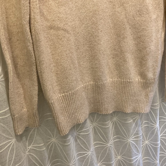 WHBM Cashmere Sweater - Picture 5 of 9